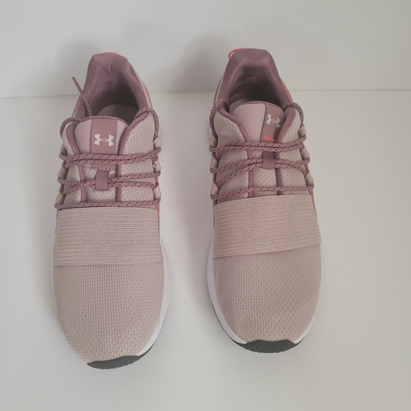 UNDEE ARMOUR WOMEN'S CHARGED BREATHE LACE SNEAKER - Picture 8 of 8